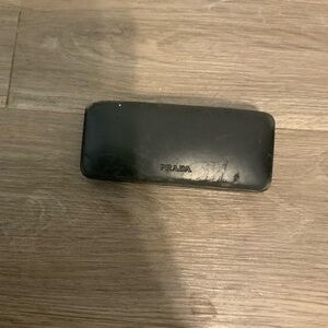 Prada Elegant Black eye wear